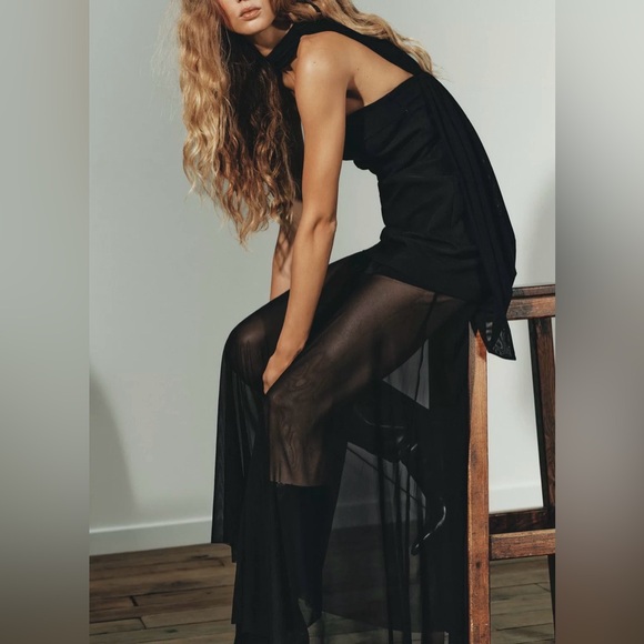 Zara COMBINED DRESS WITH TRANSPARENCIES medium REF. 2180/238 black - Picture 5 of 11